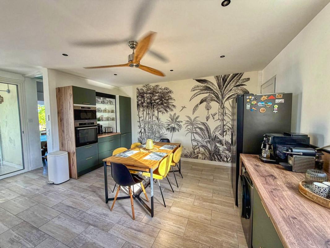 11.A louer villa avec piscine et vue mer St François Guadeloupe
